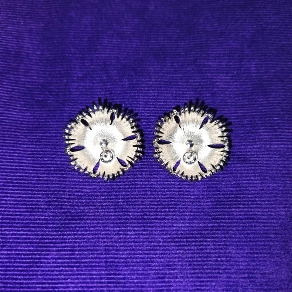 Vintage Monet Cordelia Brooch & Post Earrings Set Silver Starburst Fireworks - Picture 3 of 5